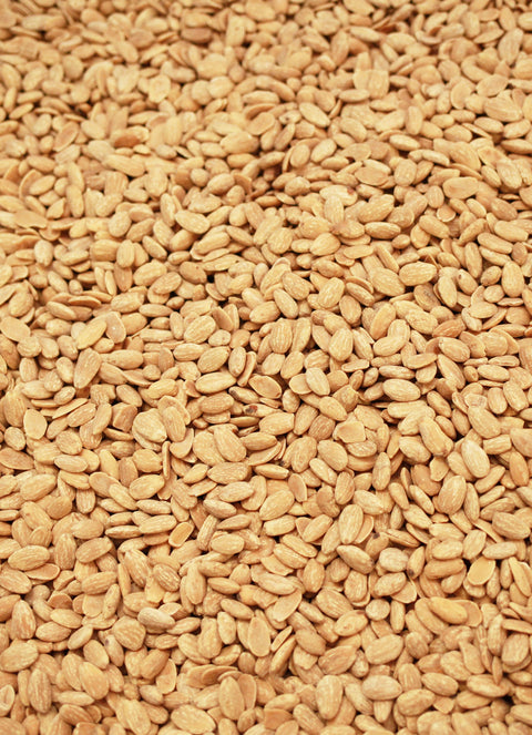 lot of peeled almonds